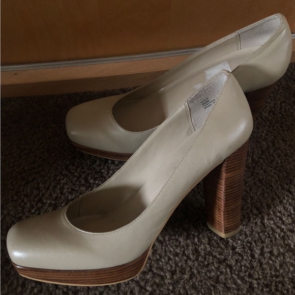 Platform heals - Picture 3 of 5